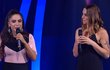 Anitta recebe Mel C em programa e cantam juntas hit das Spice Girls